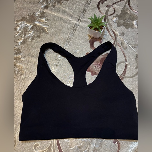 Old Navy Other - 🖤🖤Old Navy active Women's Black Sports Bra size M 🖤🖤drawer(4)